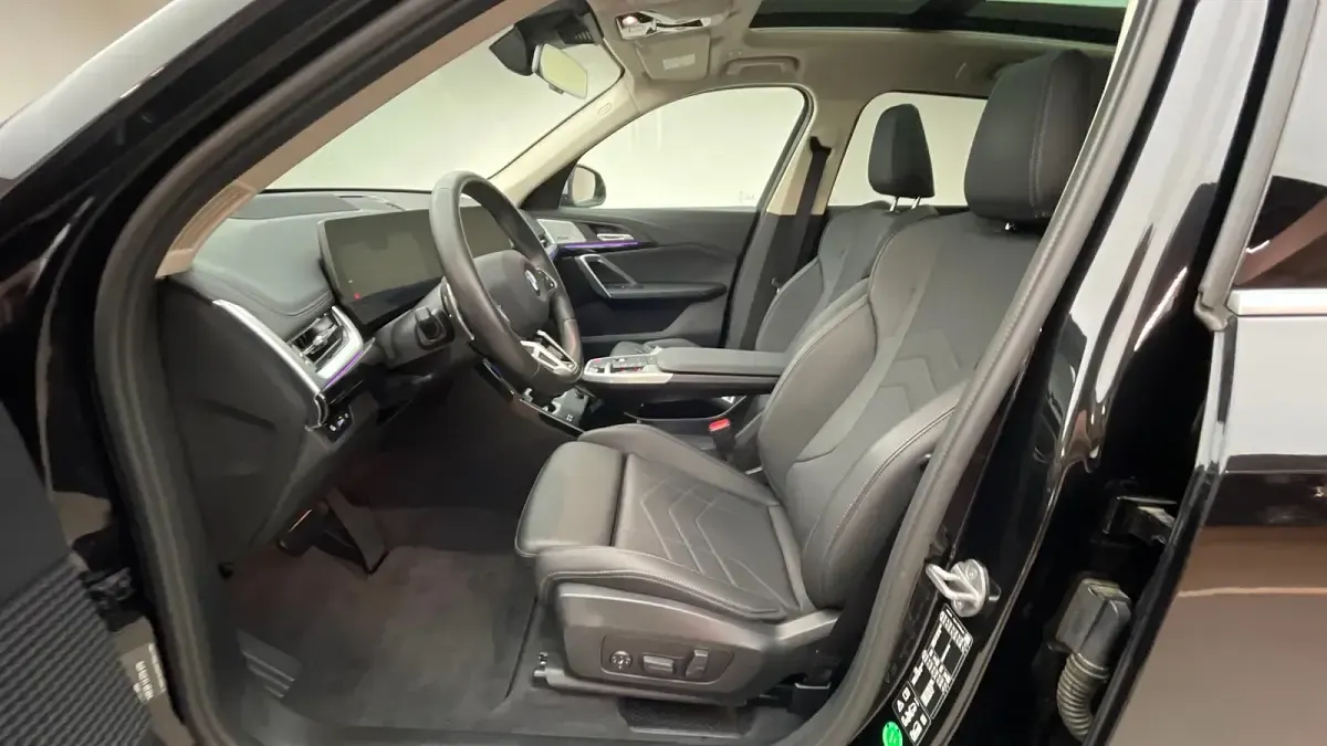 Gebraucht BMW X1 xLine 150 PS (110 kW) 2024 Saphirschwarz metallic SUV