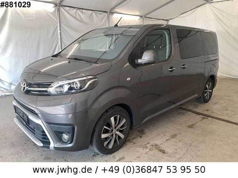 Basaltgrau Gebraucht 2020 Toyota Proace Verso Executive Kombi | 28.490 € (Guter Preis) - Bild 1/4