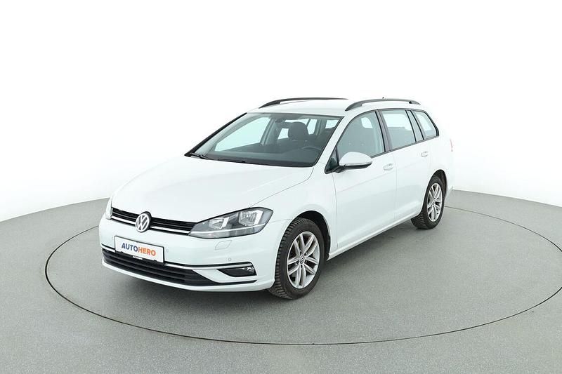 Gebraucht VW Golf VII Comfortline 125 PS (91 kW) 2017 Weiß Kombi