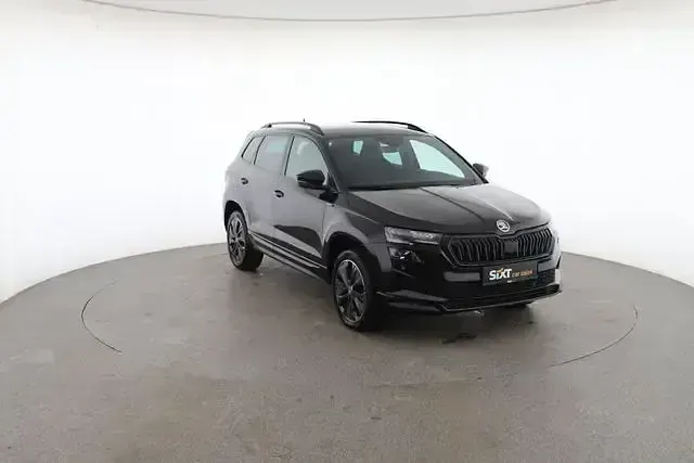 Gebraucht Skoda Karoq SportLine 150 PS (110 kW) 2025 Schwarz SUV