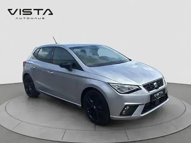 Gebraucht Seat Ibiza Black Edition 95 PS (69 kW) 2023 "urban" silber Kleinwagen