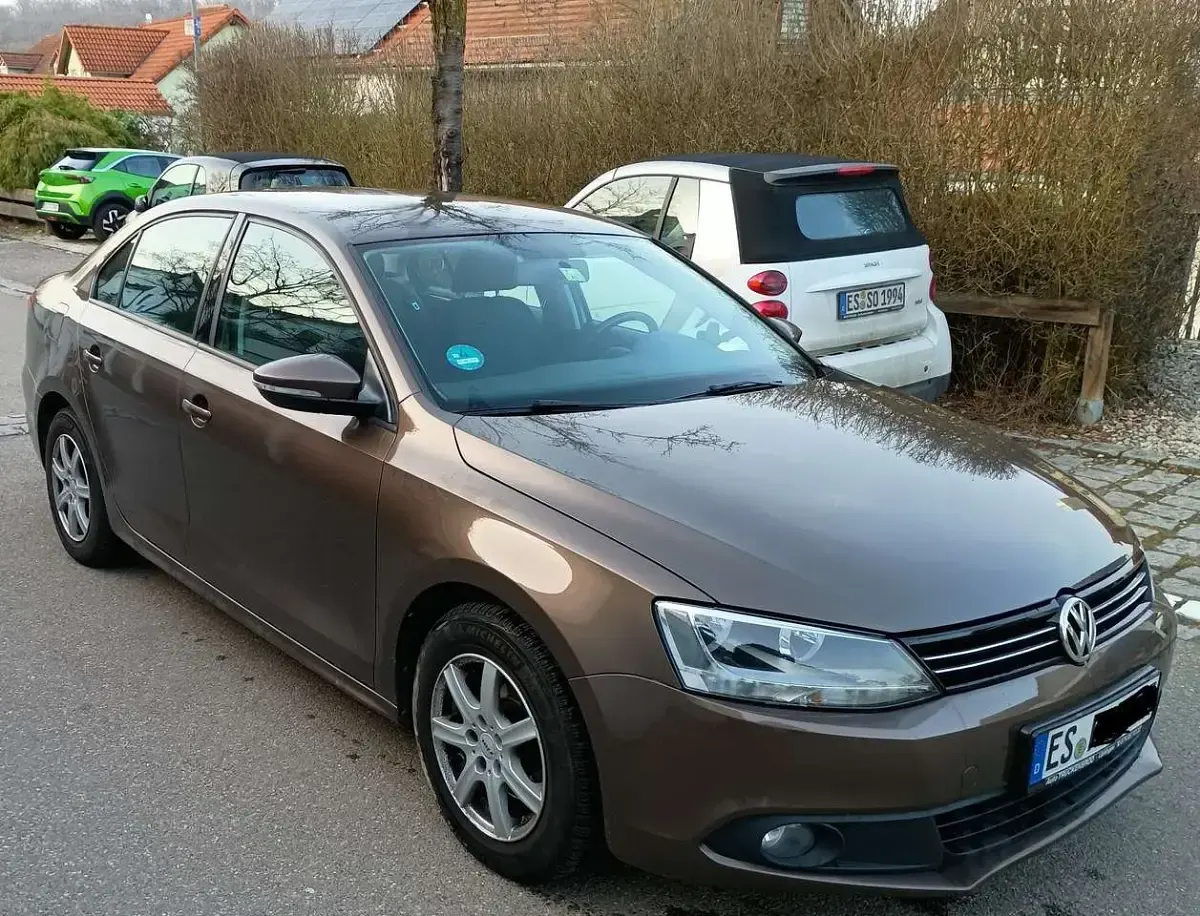 Gebraucht VW Jetta Comfortline 105 PS (77 kW) 2012 Limousine