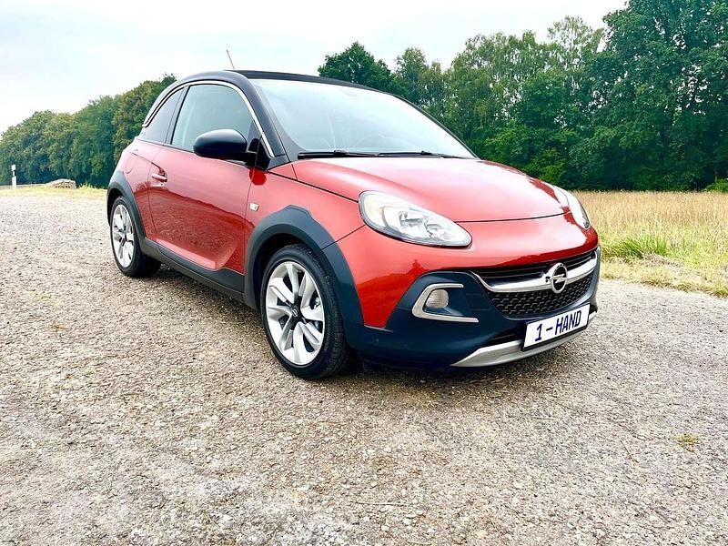 Gebraucht Opel Adam Rocks Rocks 87 PS (63 kW) 2015 Henna (blood orange)/curry red Kleinwagen