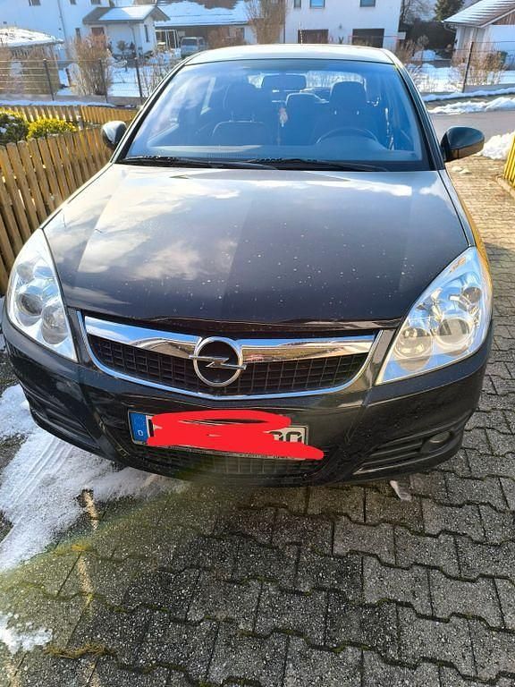 Schwarz Gebraucht 2007 Opel Vectra Edition Limousine | 2.300 € (Fairer Preis) - Bild 1/4