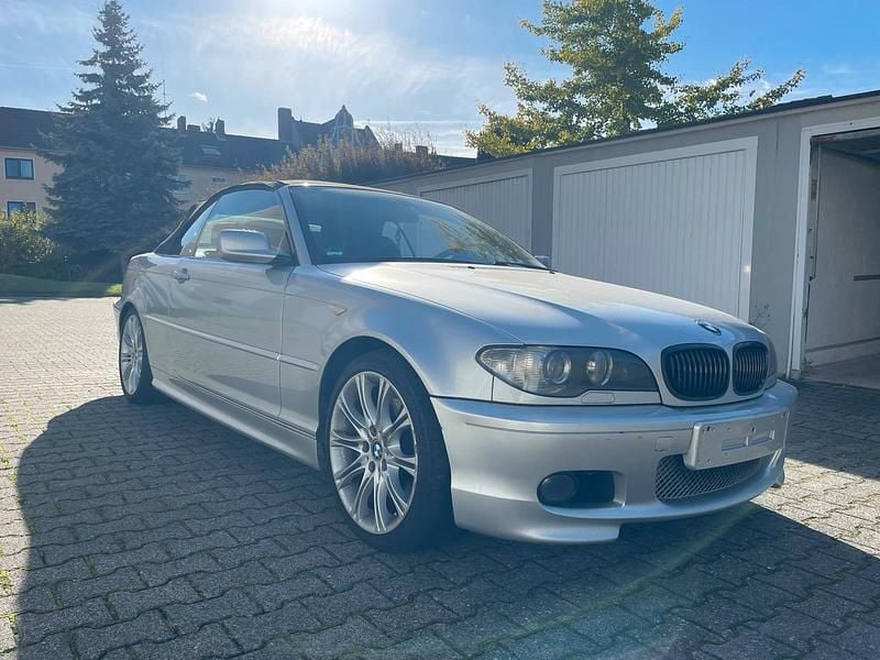 Gebraucht BMW 330 Cabriolet M Sport 231 PS (169 kW) 2003 Silber Cabrio