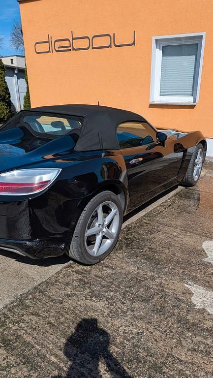 Gebraucht Opel GT 264 PS (194 kW) 2008 Schwarz Cabrio