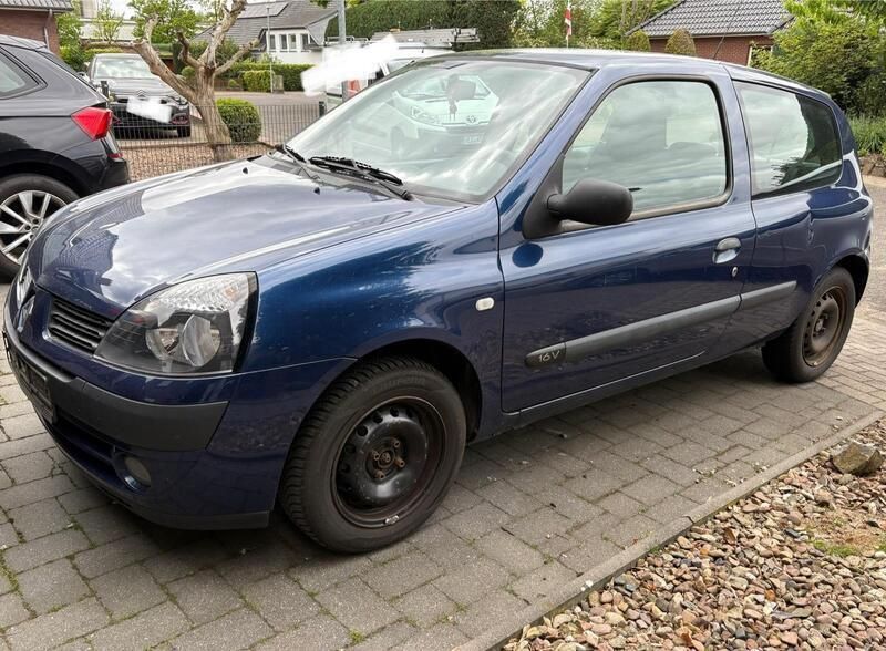 Blau Gebraucht 2004 Renault Clio II Kleinwagen | 575 € - Bild 1/4