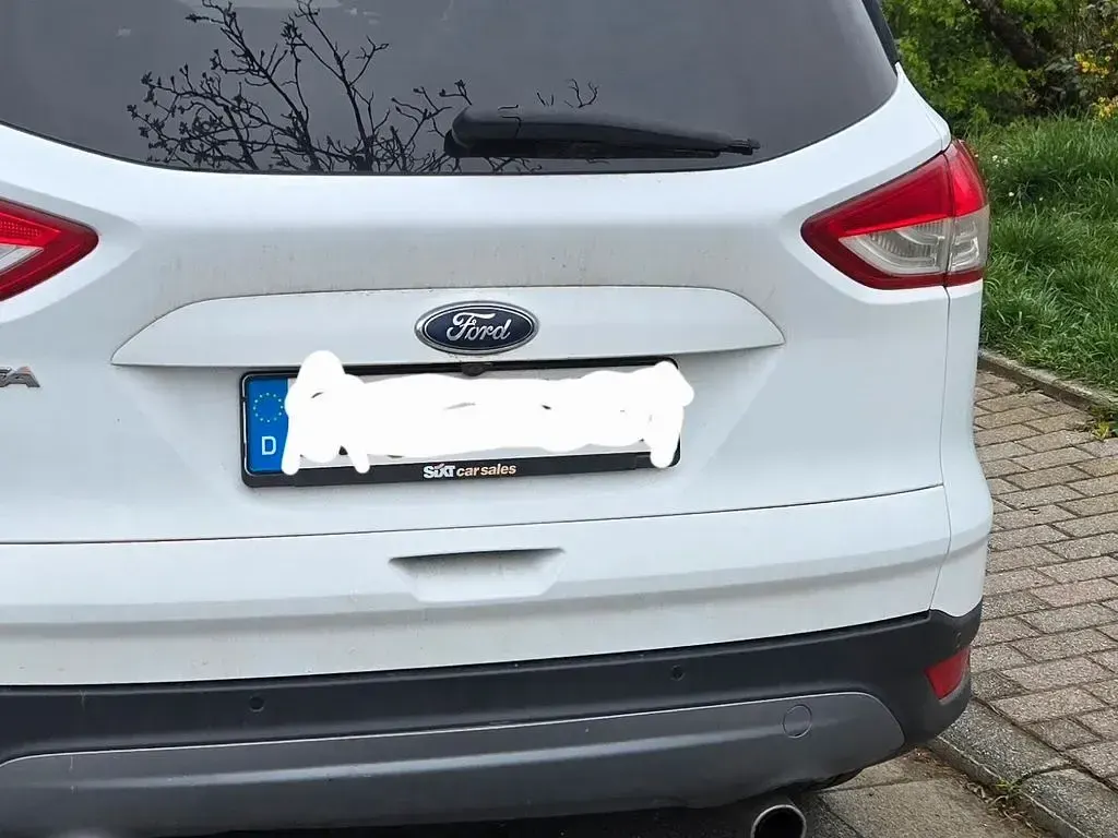 Gebraucht Ford Kuga Titanium 163 PS (119 kW) 2013 Weiß SUV