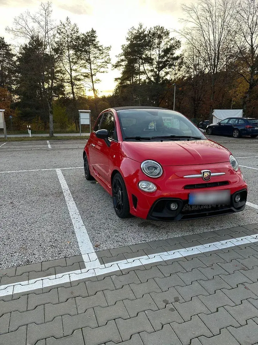 Gebraucht Abarth 595C Pista 160 PS (117 kW) 2018 Rot Cabrio