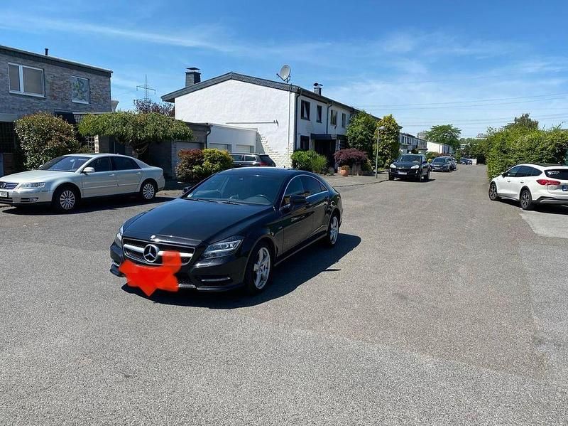 Gebraucht Mercedes CLS350 265 PS (194 kW) 2011 Schwarz Limousine