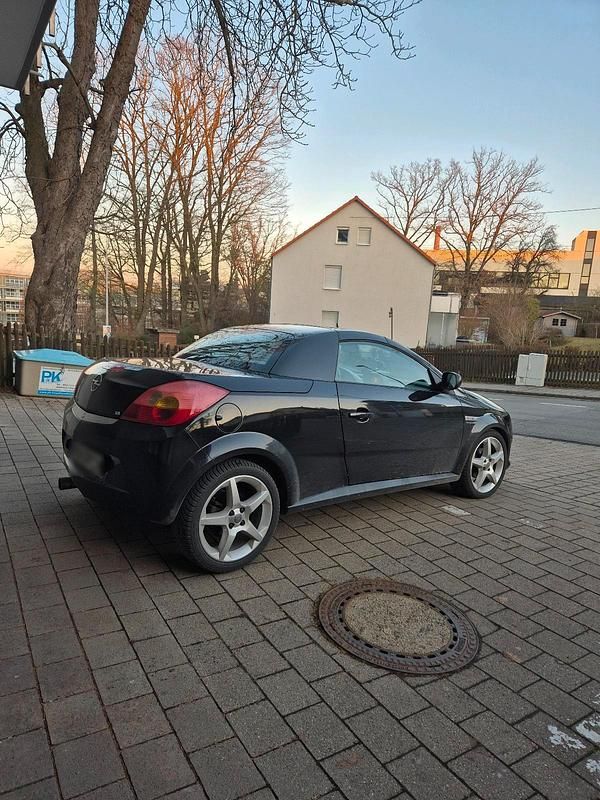 Gebraucht Opel Tigra 125 PS (91 kW) 2004 Schwarz Cabrio