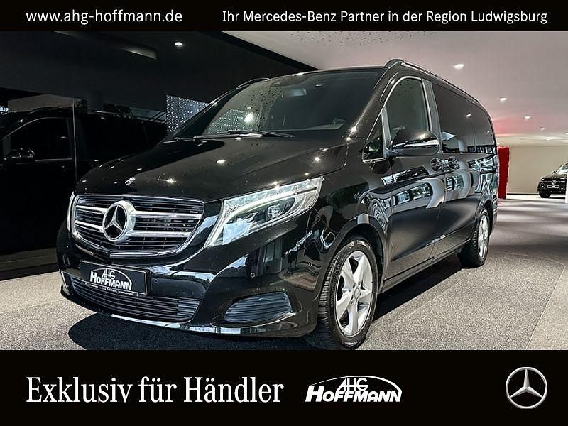 Gebraucht Mercedes V220 163 PS (119 kW) 2014 Schwarz Van / Kleinbus