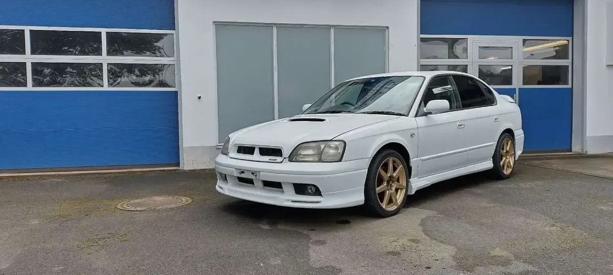 Gebraucht Subaru Legacy 295 PS (216 kW) 1999 Weiß Limousine
