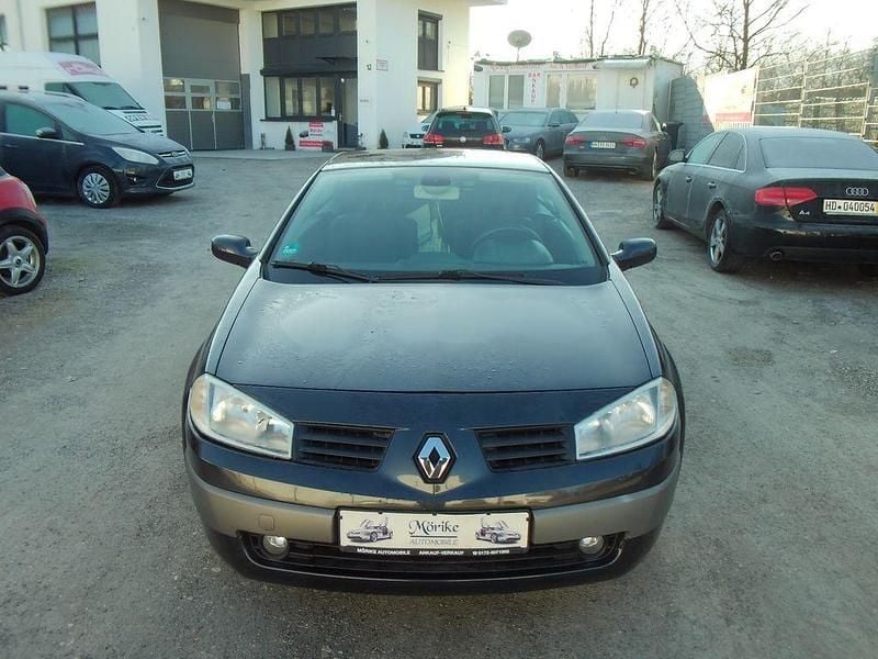 Gebraucht Renault Mégane Cabriolet Dynamique 113 PS (83 kW) 2005 Schwarz Cabrio