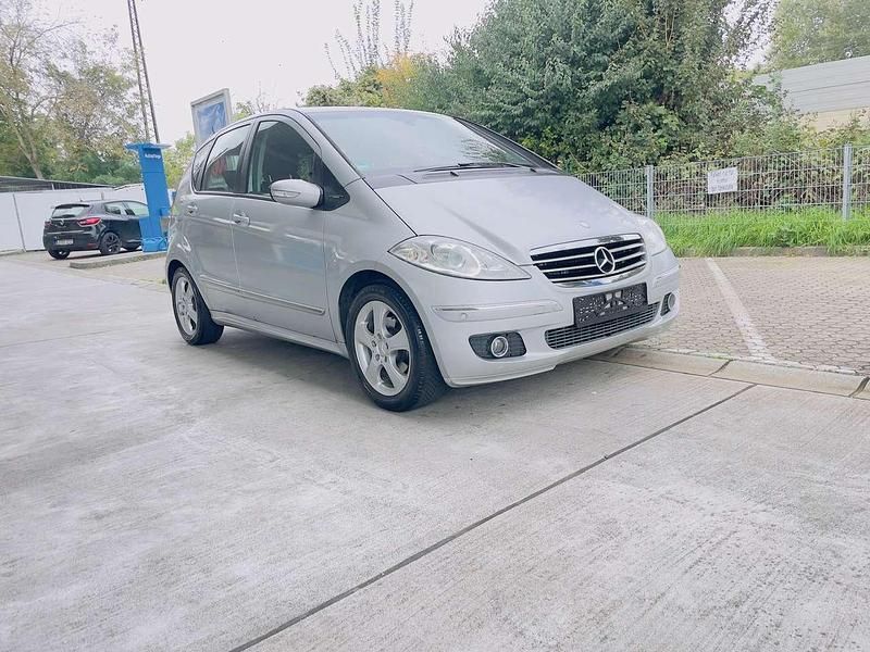 Silber Gebraucht 2006 Mercedes A200 Avantgarde Limousine | 5.000 € (Fairer Preis) - Bild 1/4