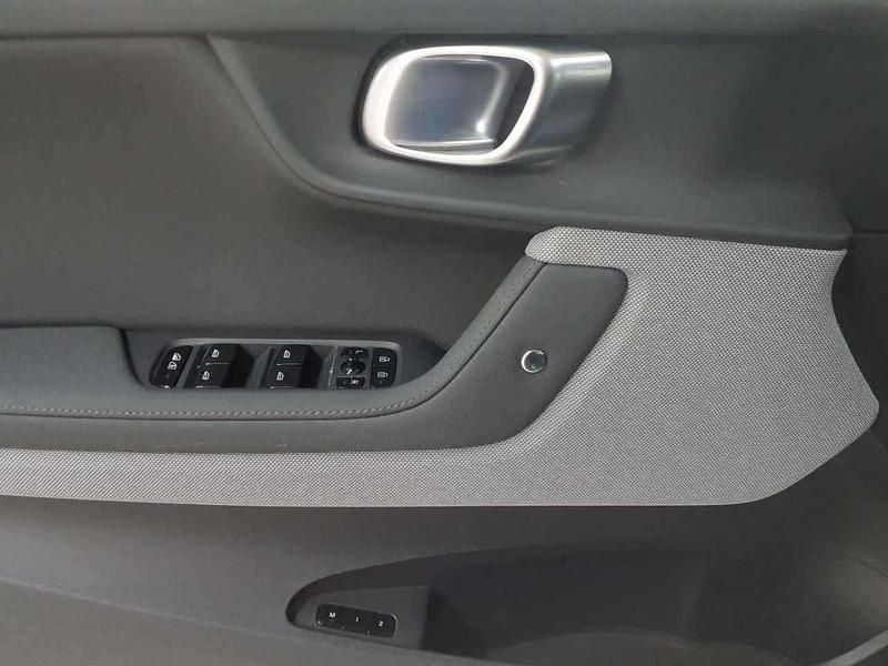 Gebraucht Polestar 2 Pilot 169 kW (231 PS) 2022 Thunder metallic Kleinwagen