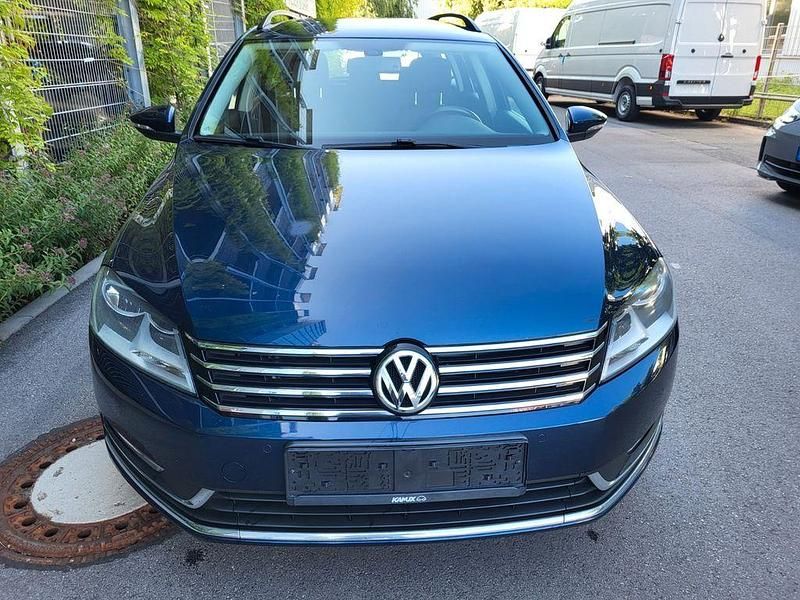 Gebraucht VW Passat Comfortline 122 PS (89 kW) 2013 Blau Kombi