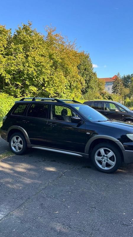 Gebraucht Mitsubishi Outlander 160 PS (117 kW) 2005 Schwarz SUV