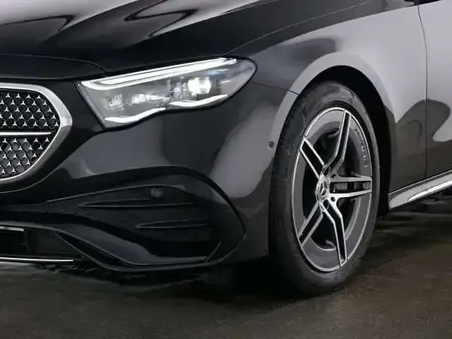 Gebraucht Mercedes E220 Advanced Plus 197 PS (144 kW) 2025 Metalliclack obsidianschwarz Kombi