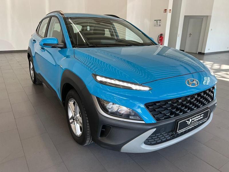 Blau Gebraucht 2021 Hyundai Kona Pure SUV | 12.990 € (Fairer Preis) - Bild 1/4