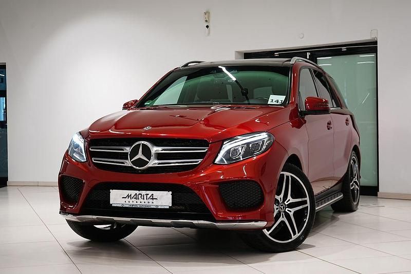 Rot Gebraucht 2018 Mercedes GLE350 AMG SUV | 31.949 € (Guter Preis) - Bild 1/4