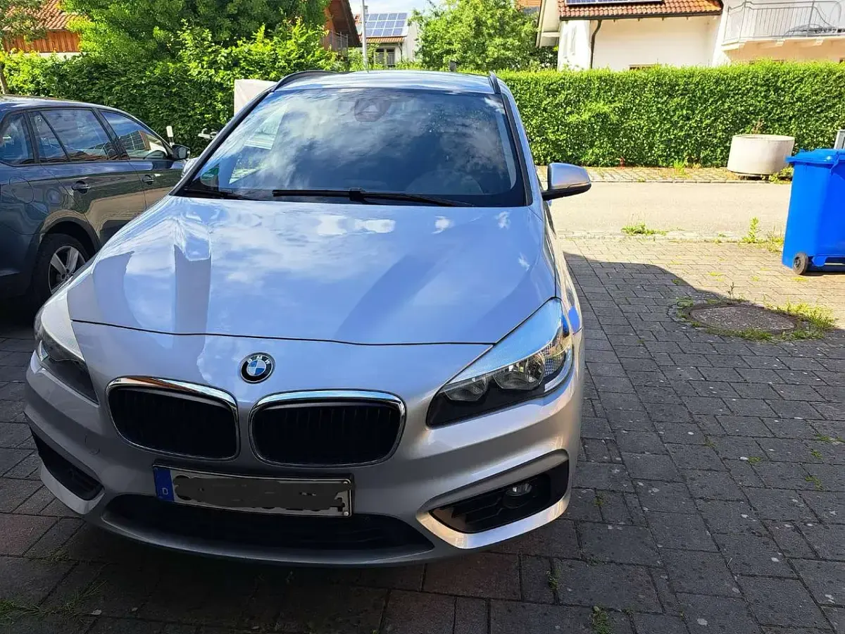Gebraucht BMW 218 Advantage 150 PS (110 kW) 2016 Silber Kombi