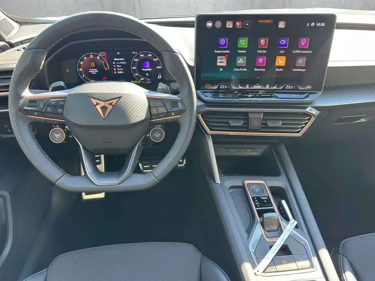 Neu Cupra Formentor 204 PS (150 kW) 2026 Grau SUV