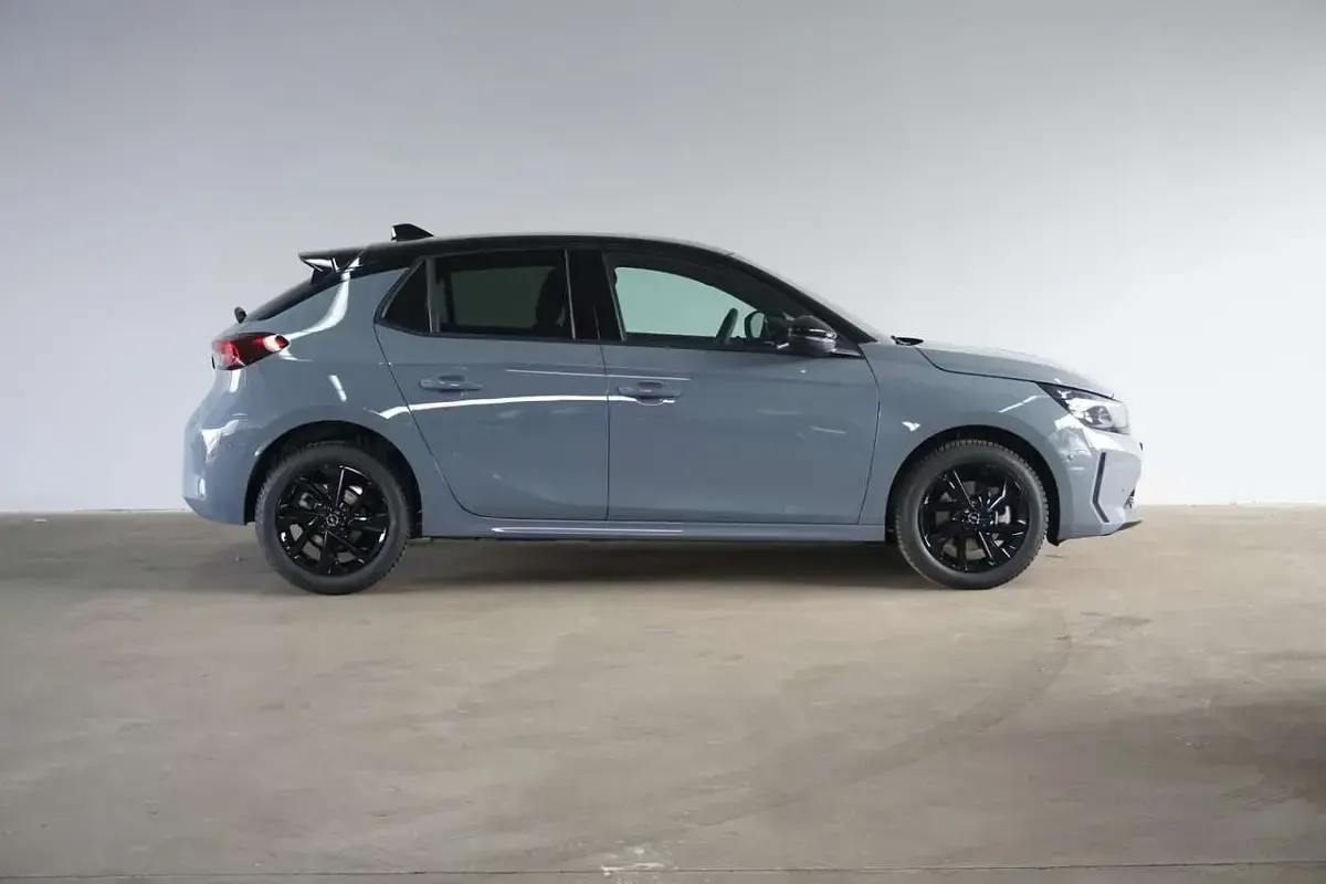 Nuevo Opel Corsa 101 CV (74 kW) 2025 Gris Utilitario