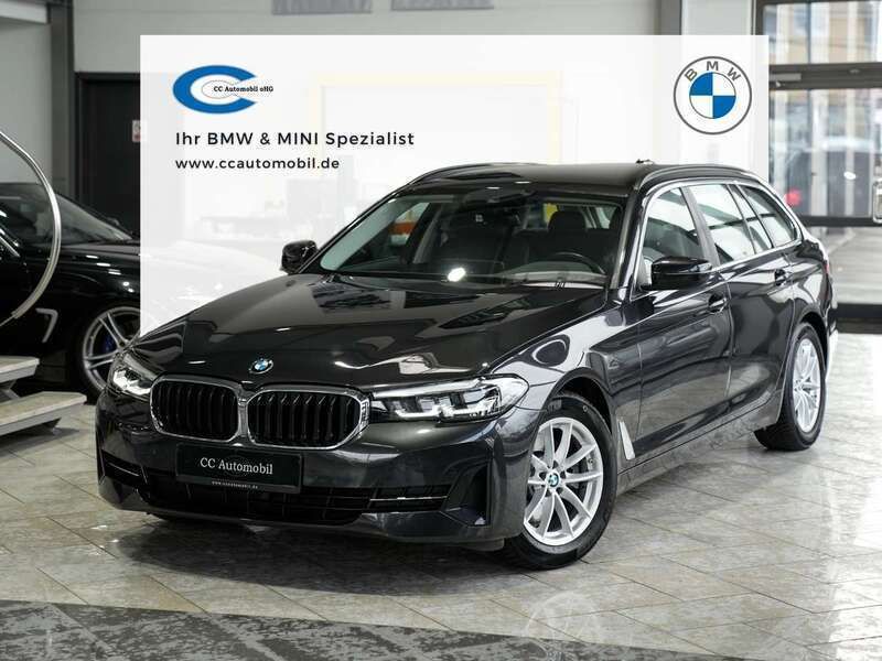 Sophistograu brillanteffekt Gebraucht 2023 BMW 520 Sport Line Kombi | 33.999 € (Guter Preis) - Bild 1/3