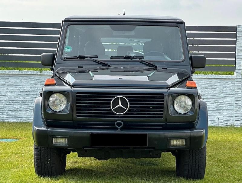 Schwarz Gebraucht 1995 Mercedes G320 SUV | 29.999 € - Bild 1/4