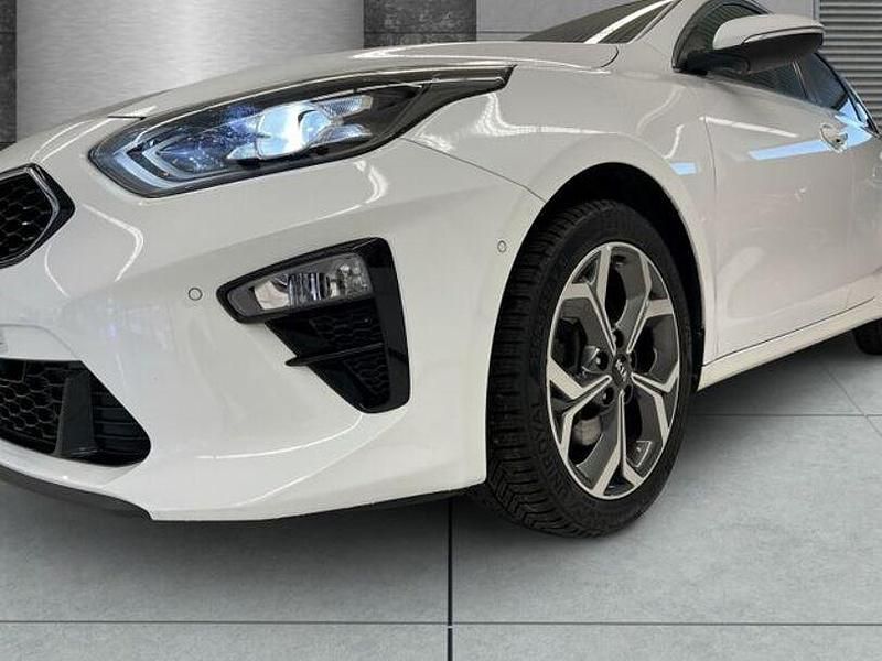Gebraucht Kia Ceed Platinum Edition 140 PS (102 kW) 2019 Weiß Kleinwagen