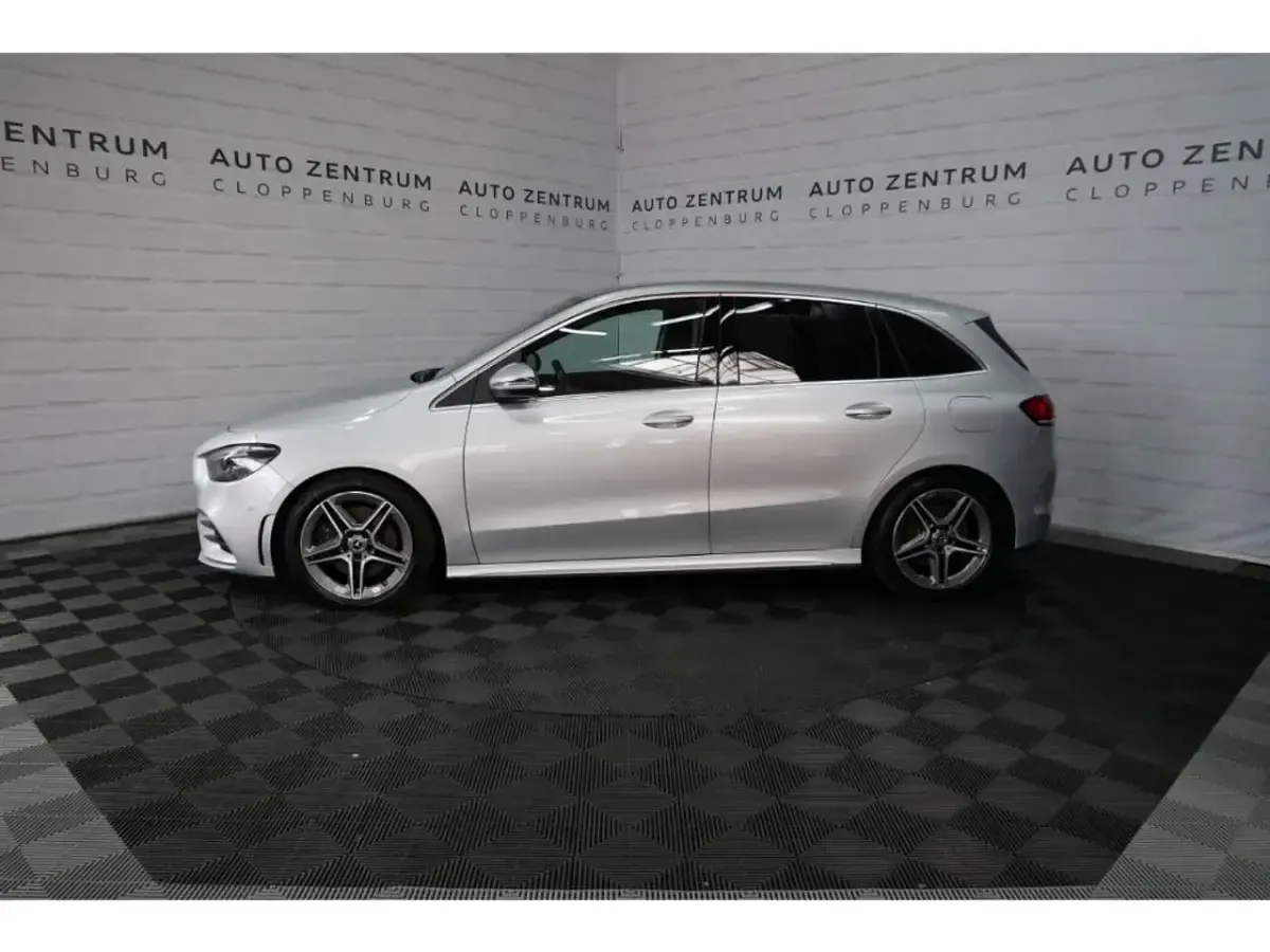 Gebraucht Mercedes B220 AMG line 190 PS (139 kW) 2020 Iridiumsilber  metalliclack Kleinwagen
