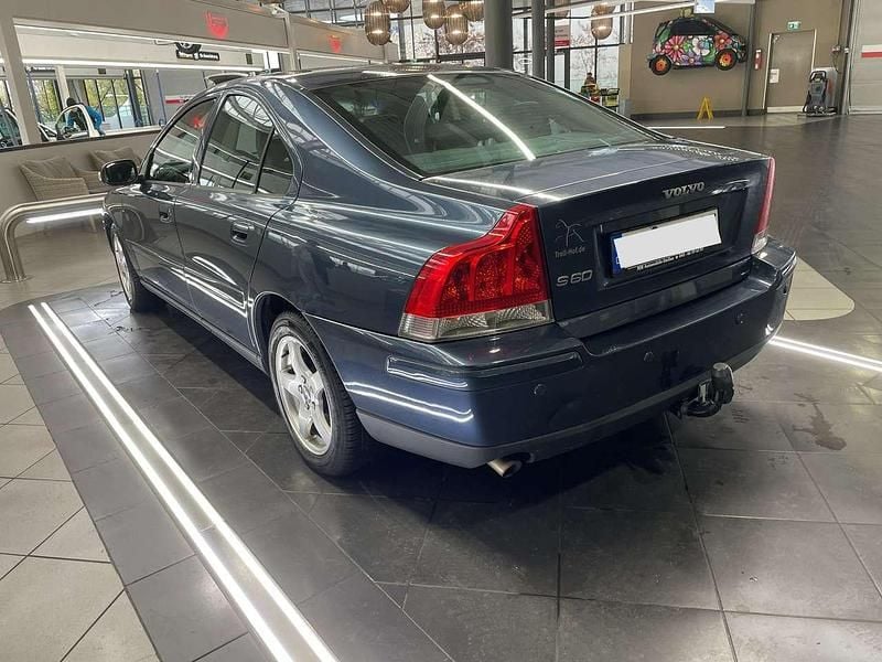Gebraucht Volvo S60 Summum 163 PS (119 kW) 2007 Blau Limousine