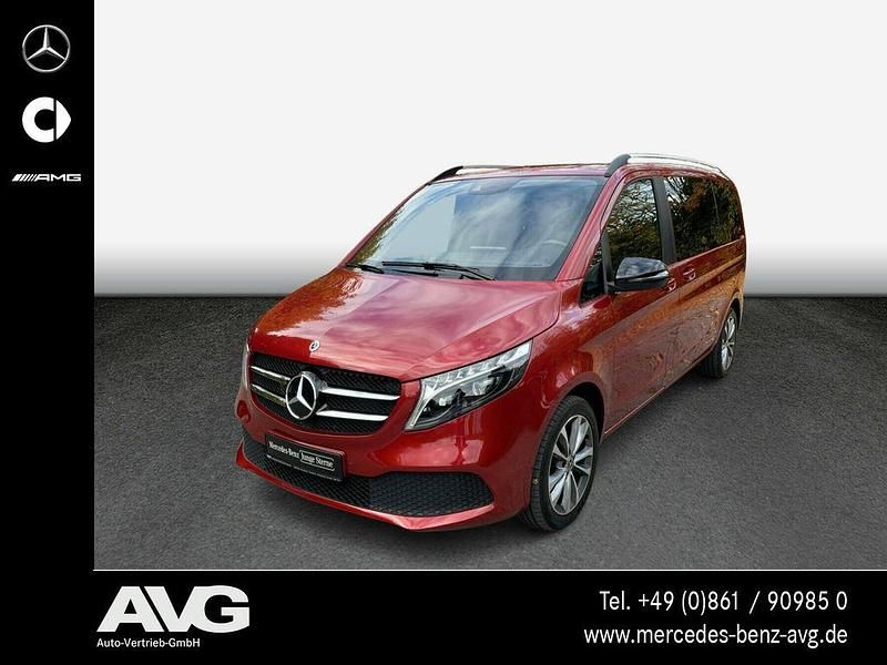 Hyazinthrot Gebraucht 2022 Mercedes V300 Van / Kleinbus | 54.700 € (Superpreis) - Bild 1/4