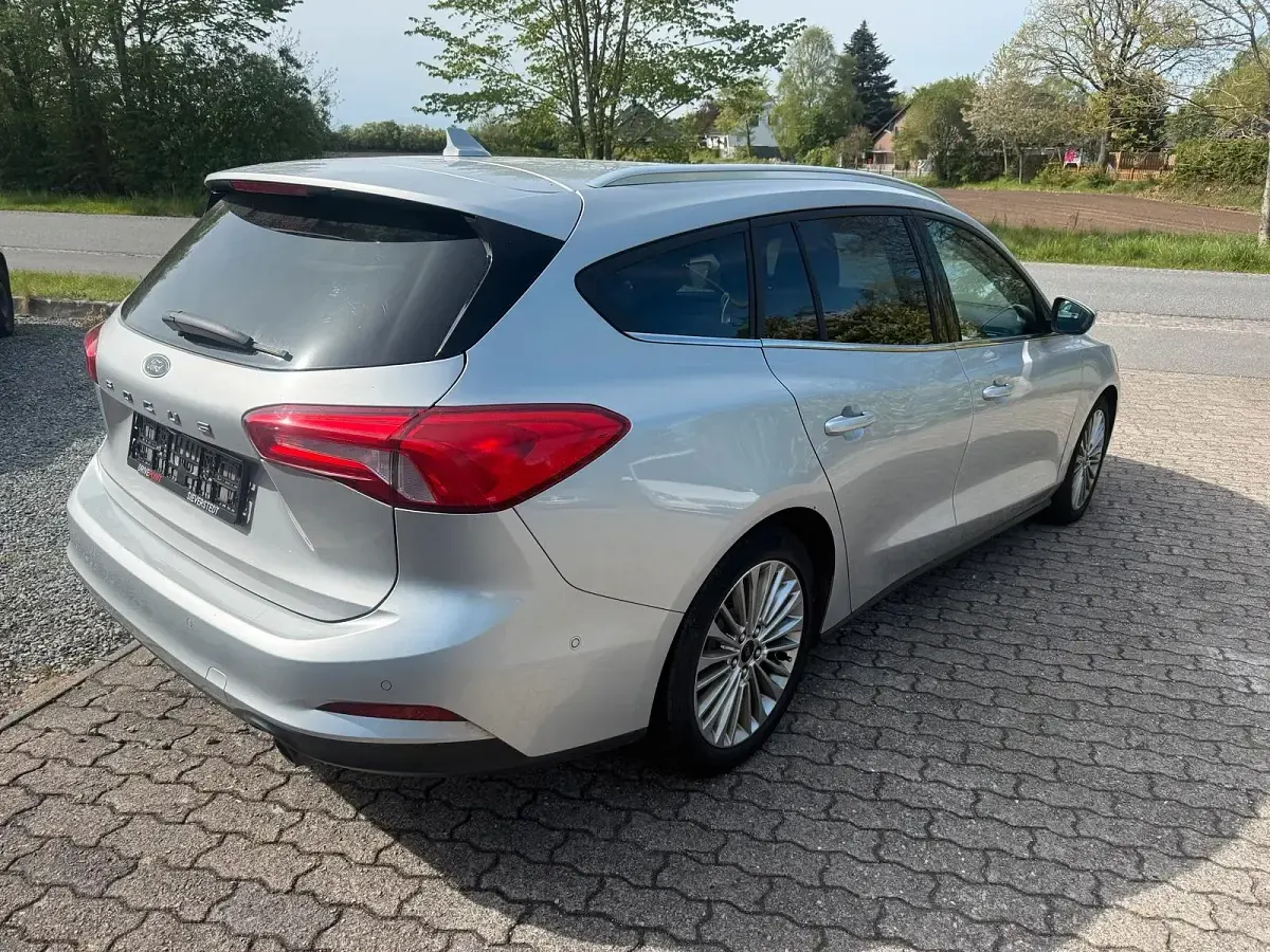 Gebraucht Ford Focus 150 PS (110 kW) 2019 Silber Kombi