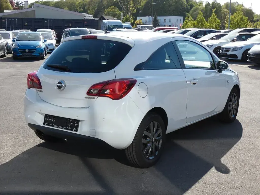 Second-hand Opel Corsa 90 CP (66 kW) 2016 Alb Hatchback