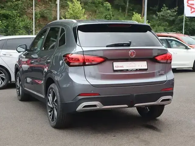 Neu MG ZS Luxury 197 PS (144 kW) 2026 Grau SUV
