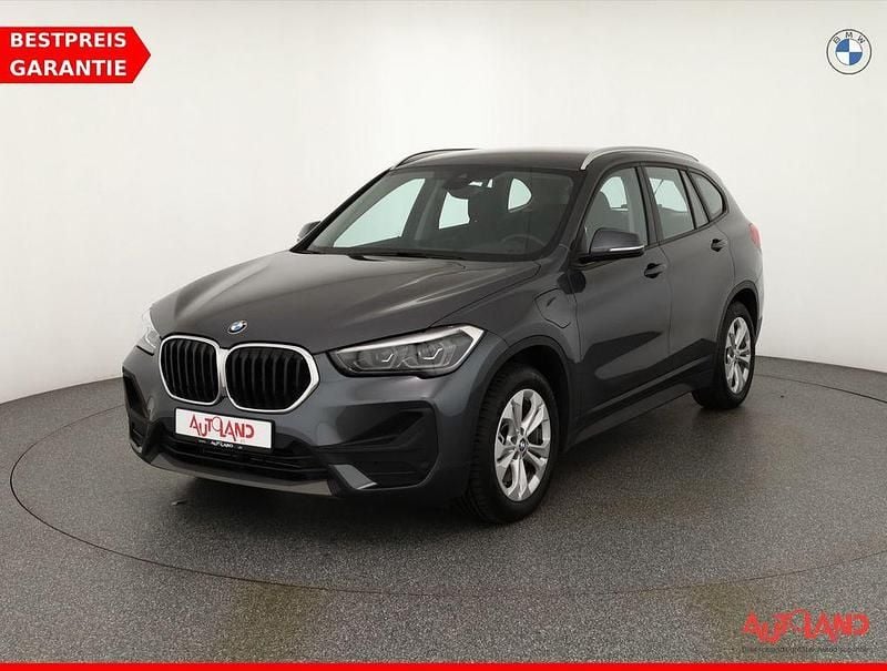 Grau Gebraucht 2021 BMW X1 Advantage SUV | 25.990 € (Etwas zu teuer) - Bild 1/4