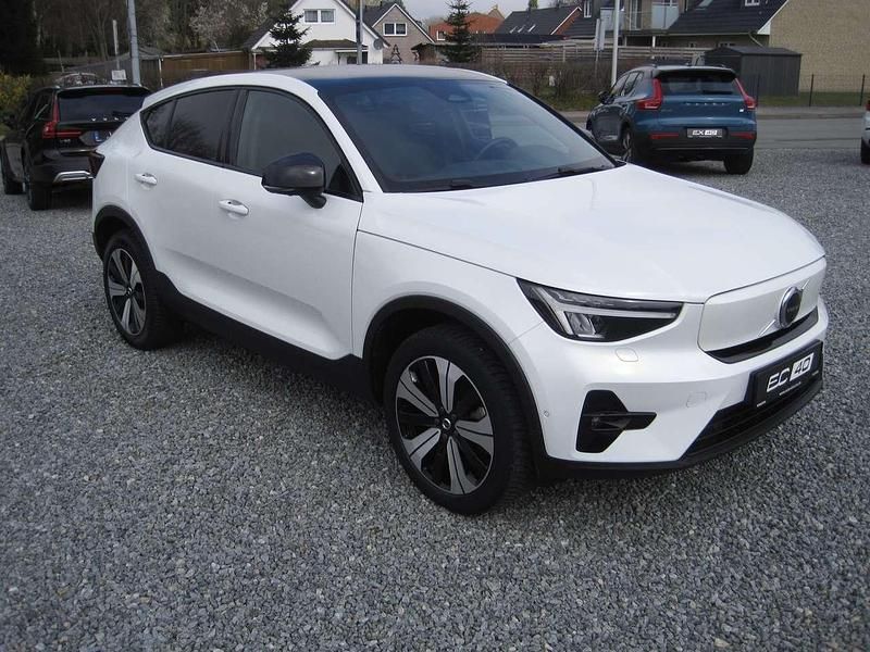 Gebraucht Volvo C40 Ultimate 169 kW (231 PS) 2023 Crystal white / metallic SUV