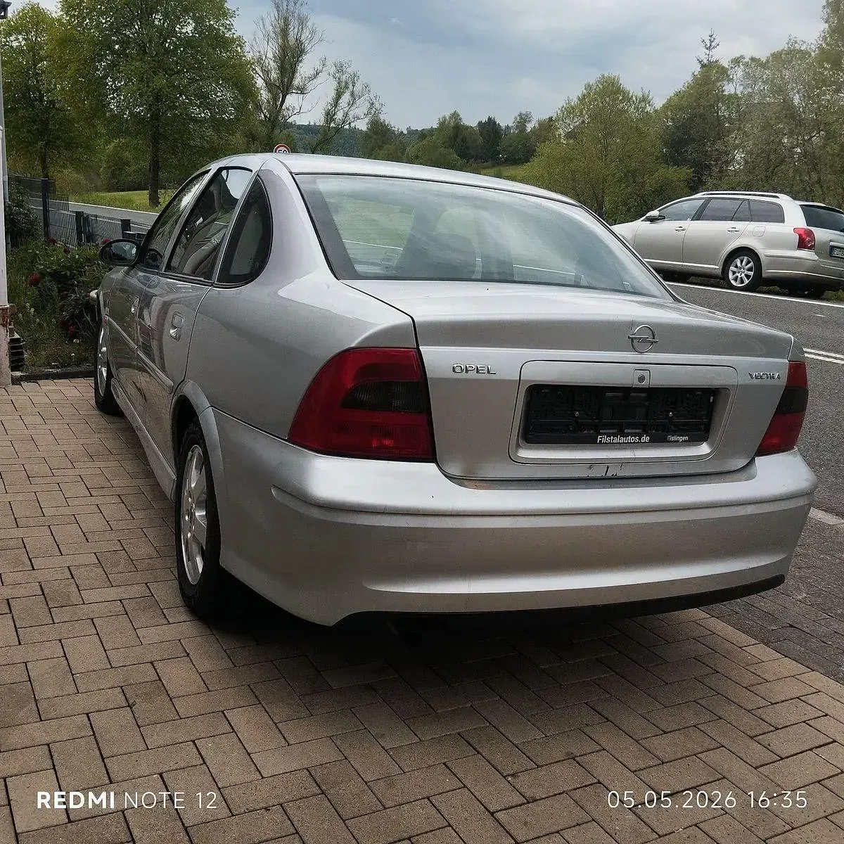 Usata Opel Vectra 101 CV (74 kW) 2002 Argento Berlina