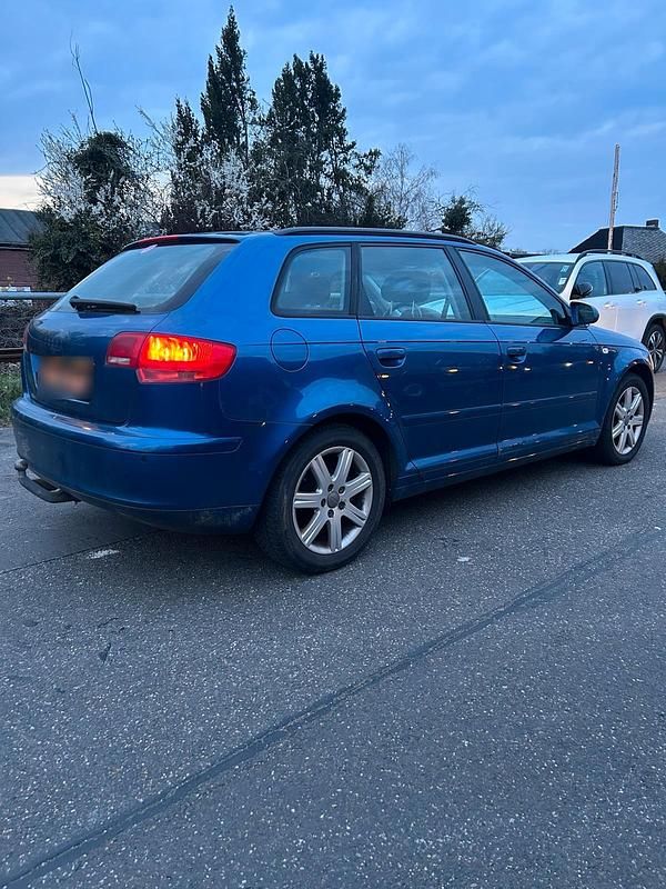 Gebraucht Audi A3 102 PS (75 kW) 2006 Blau Kleinwagen