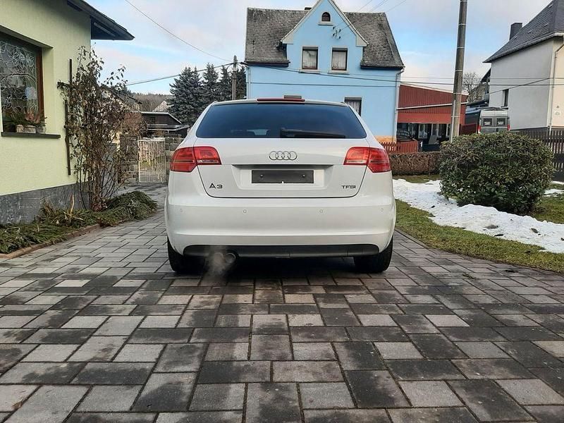 Gebraucht Audi A3 S-Line 125 PS (91 kW) 2011 Weiß Limousine