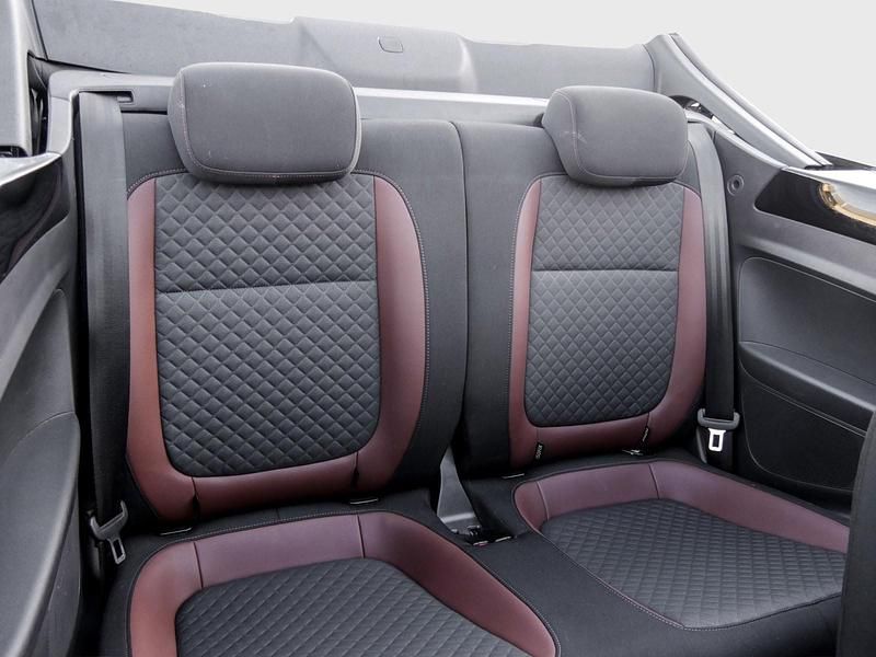 Gebraucht VW Beetle Allstar 105 PS (77 kW) 2017 Schwarz Kleinwagen