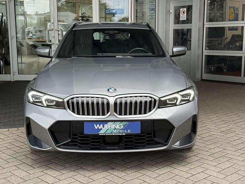 Gebraucht BMW 320 M Sport 190 PS (139 kW) 2024 Grau Kombi