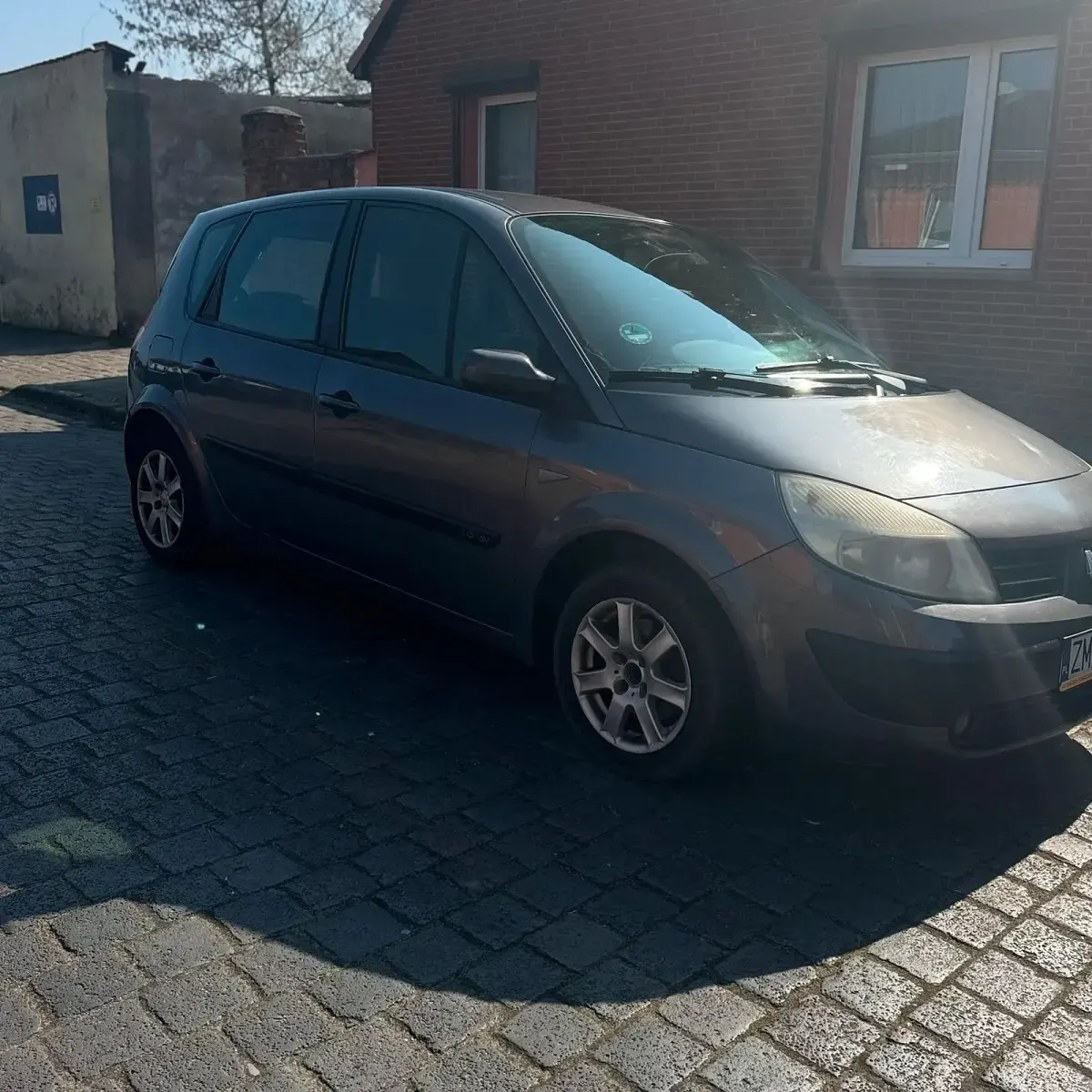 Gebraucht Renault Scenic E-Tech 105 PS (77 kW) 2006 Silber Kombi