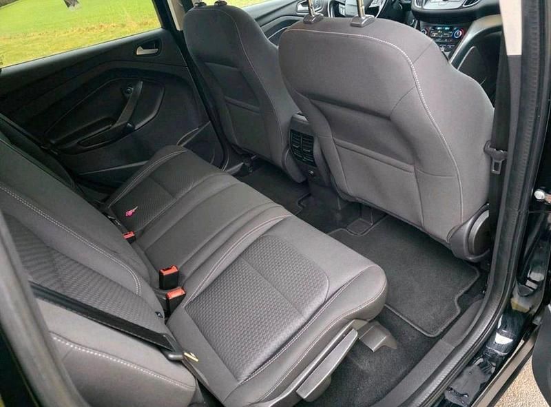 Gebraucht Ford Kuga Trend 150 PS (110 kW) 2018 Schwarz SUV