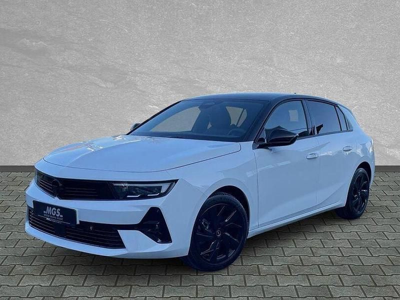 Neu Opel Astra 146 PS (107 kW) 2026 Arktis weiß Limousine