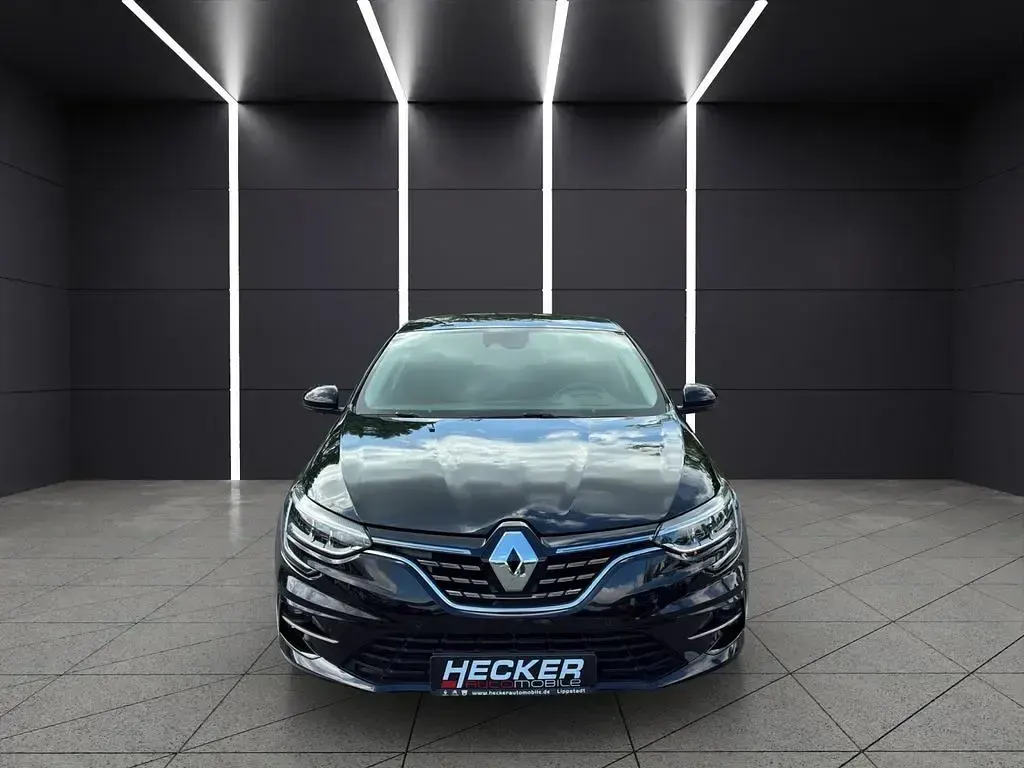 Gebraucht Renault Mégane Intens 94 PS (69 kW) 2021 Sternenschwarz Limousine