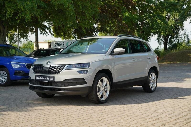 Grau Gebraucht 2018 Skoda Karoq Style SUV | 21.489 € (Fairer Preis) - Bild 1/4
