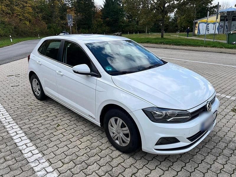 Weiß Gebraucht 2018 VW Polo Comfortline Kleinwagen | 9.000 € (Superpreis) - Bild 1/4